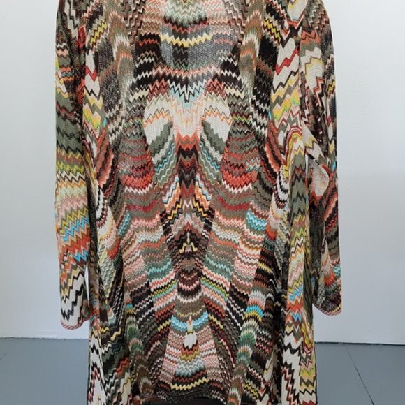 Zig-Zag Pattern Button-up Blouse, Earth tones - Picture 2 of 3